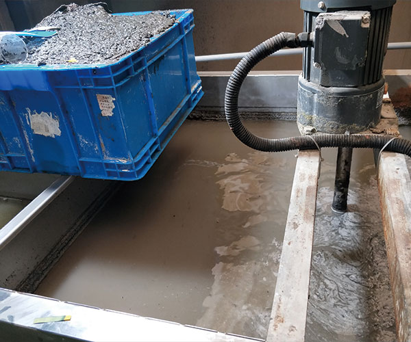 工業(yè)廢水處理現(xiàn)場 工業(yè)廢水處理現(xiàn)場