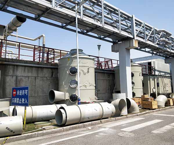 廢水處理現(xiàn)場 廢水處理現(xiàn)場