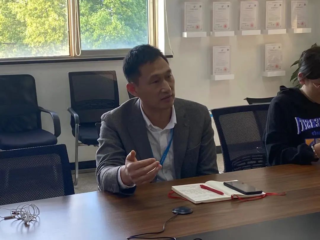 安峰企業(yè)文化研討會現(xiàn)場 安峰企業(yè)文化研討會現(xiàn)場