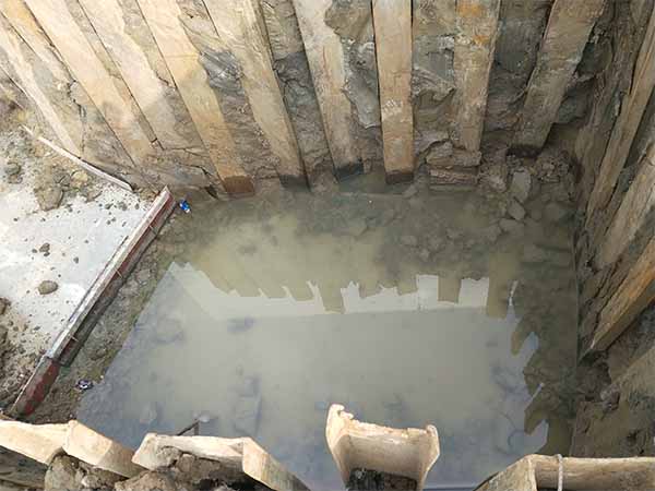 廢水處理現(xiàn)場 廢水處理現(xiàn)場