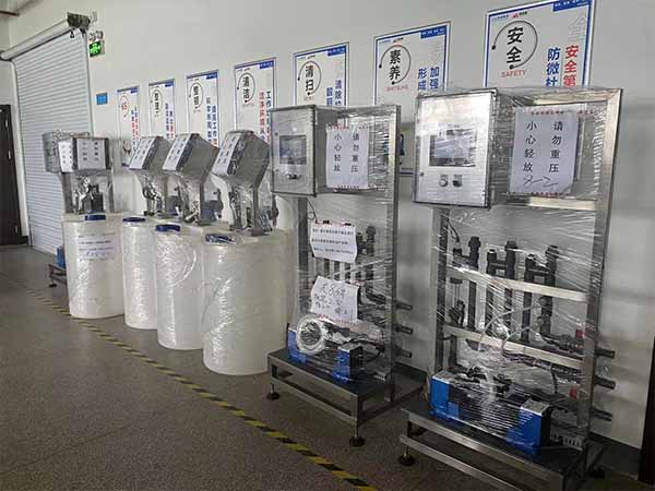 循環(huán)水加藥設備