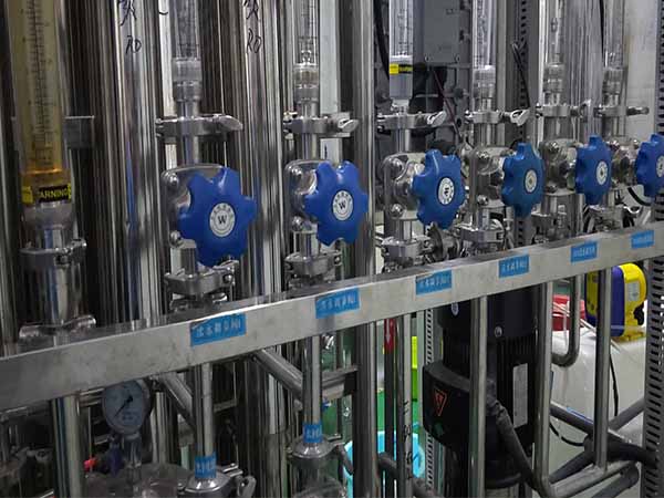 生物制藥廢水處理現(xiàn)場 生物制藥廢水處理現(xiàn)場