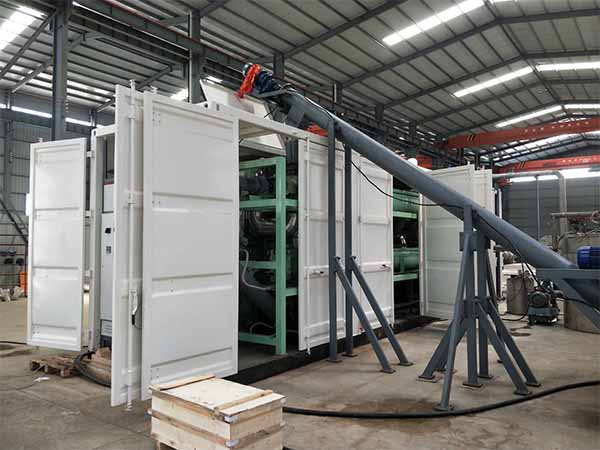 廢水處理現(xiàn)場 廢水處理現(xiàn)場