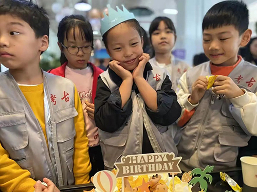 安峰環(huán)保秋季親子團建活動，現(xiàn)場歡樂不斷！